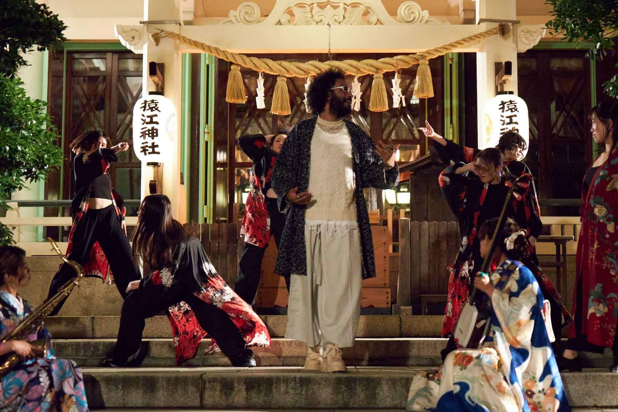 SHO『カリスマ』リリース──エジプト発、津軽三味線と交差する“本物